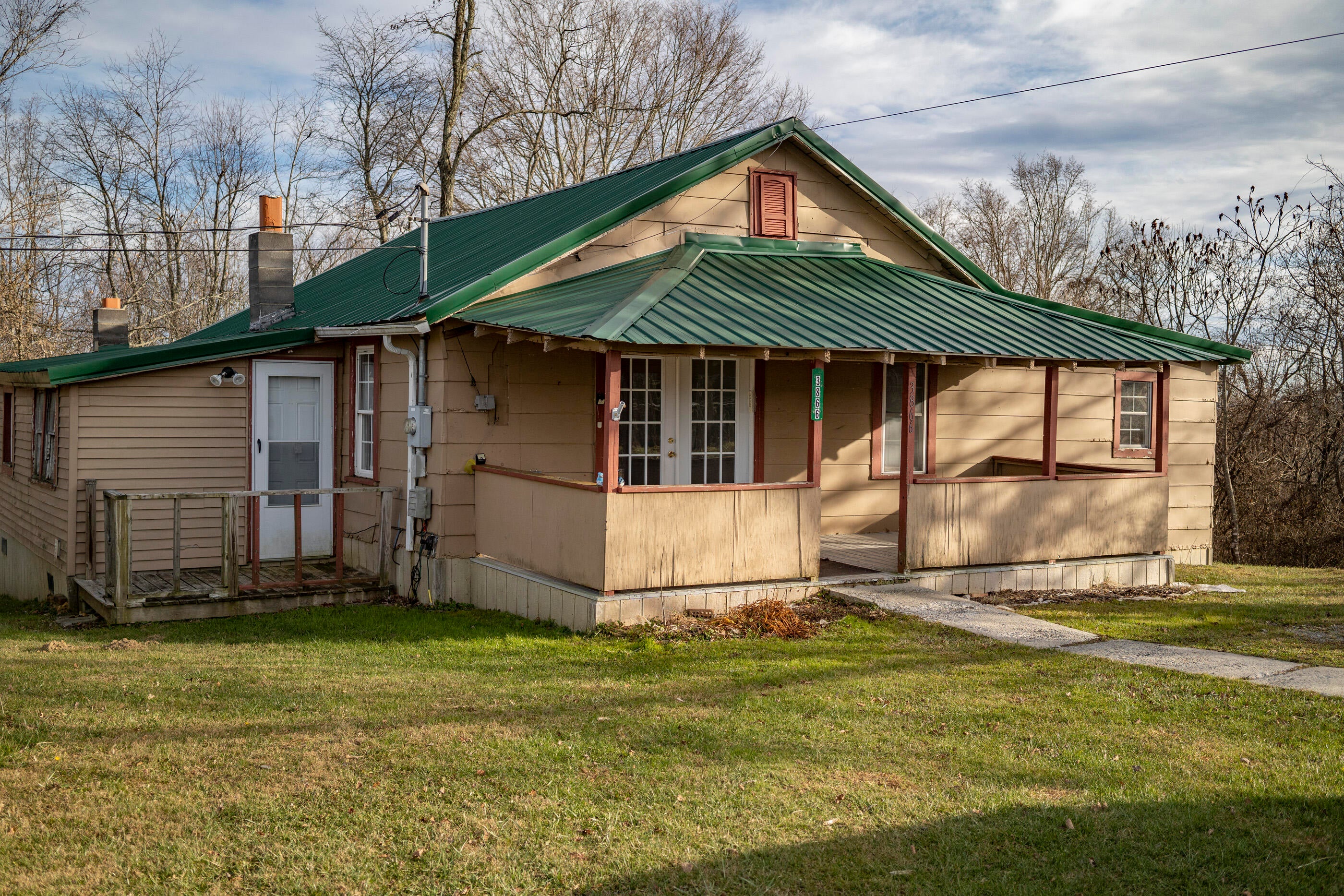 3866 Elk Knob Road Hinton, WV 25951 - Photo 29 of 43 Gallery Image 29
