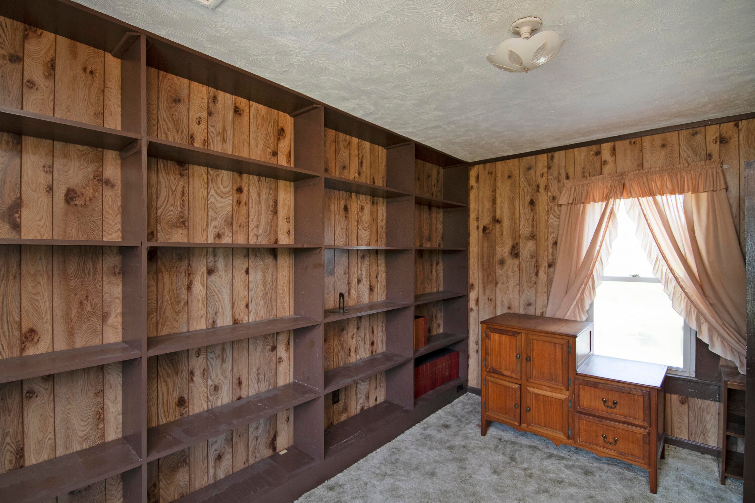 2561 Morris Branch Road Meadow Bridge, WV 25976 - Photo 54 of 55 Library 1