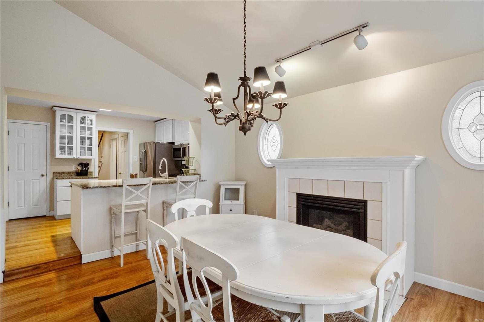 12 Beverly Drive Olivette, MO 63132 - Photo 11 of 27