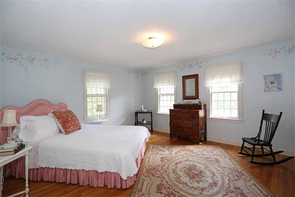 65 Mossman Road Sudbury, MA 01776 - Photo 11 of 18