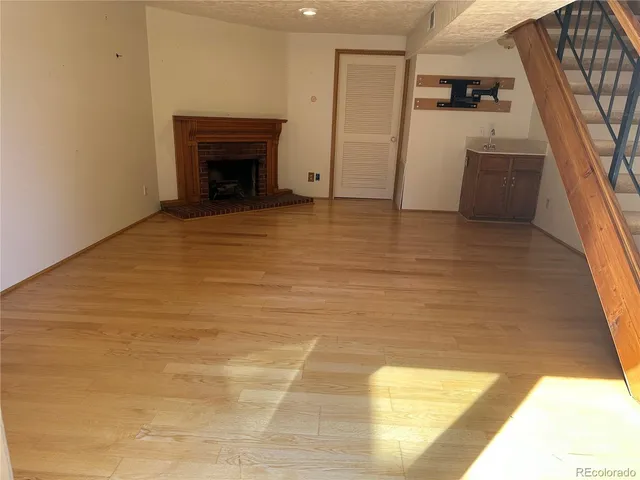 $285,900 | 6928 South Broadway, Centennial, CO 80122