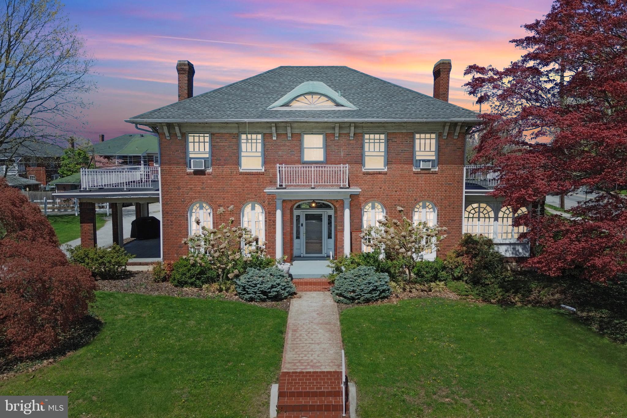601 Country Club Road York, PA 17403 - Photo 1 of 46 Gallery Image 1