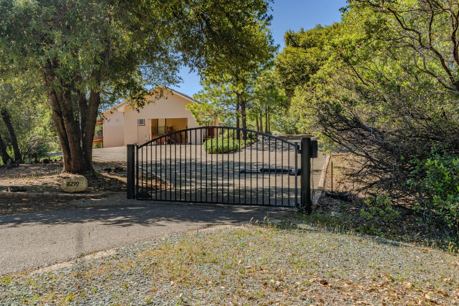 18299 West Clinton Road Jackson, CA 95642 - Photo 1 of 56