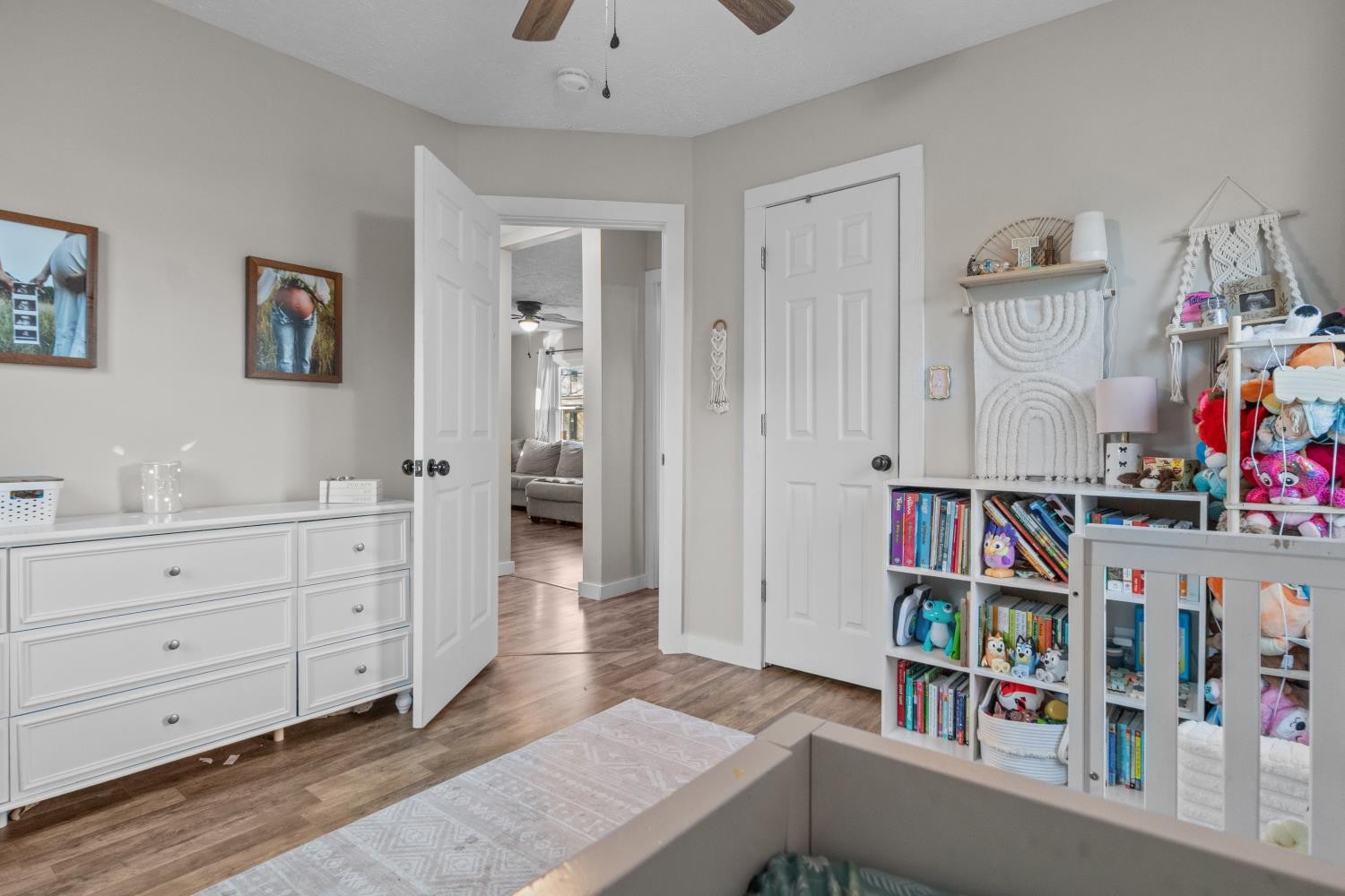 206 Joe Street Waverly, TN 37185 - Photo 16 of 28 a room with lots of books and cabinets