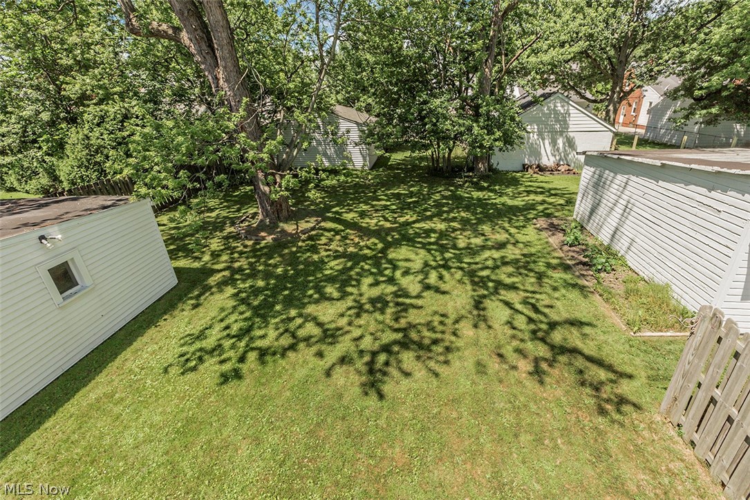 1408 Churchill Road Lyndhurst, OH 44124 - Photo 31 of 34