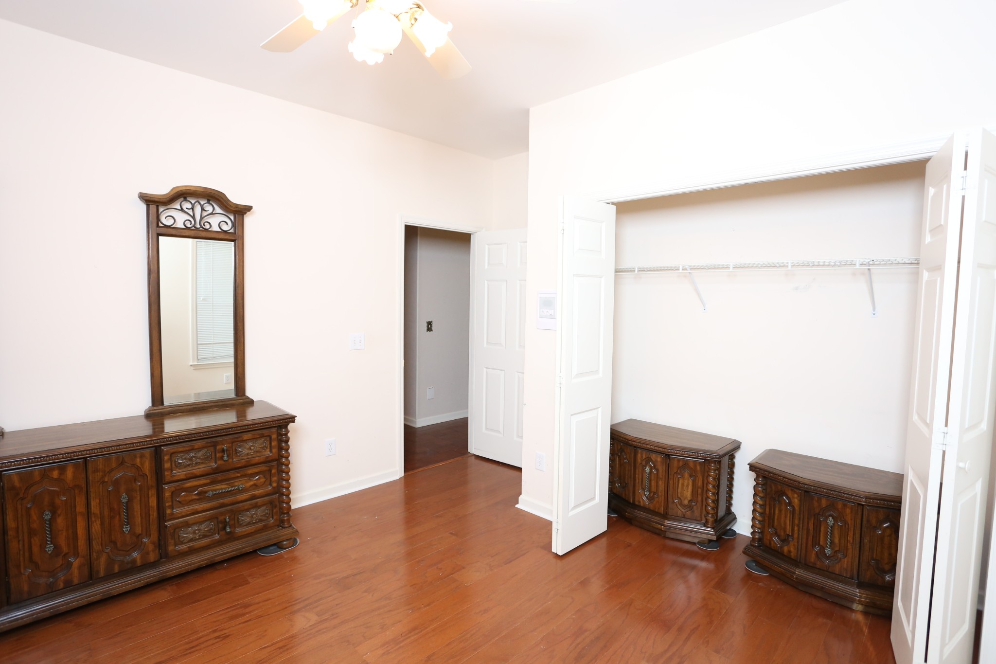 4026 Windland Drive Springfield, TN 37172 - Photo 22 of 48 a living room with furniture and wooden floor