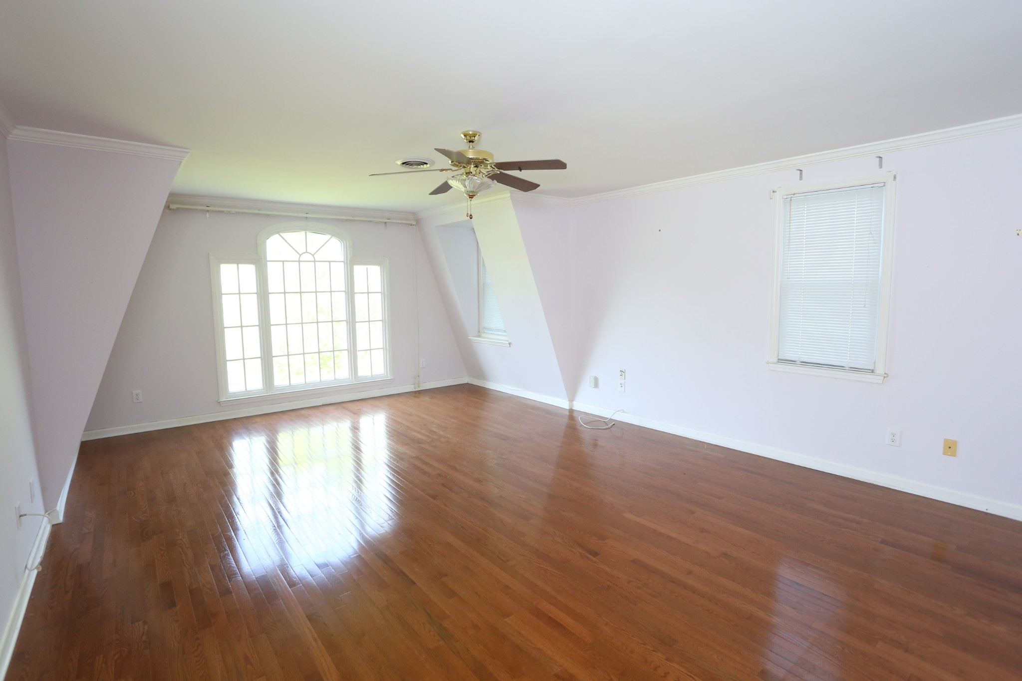 4026 Windland Drive Springfield, TN 37172 - Photo 26 of 48 wooden floor in an empty room with a window
