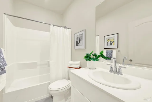 $850,000 | 1695 Blossom Way, Dixon, CA 95620