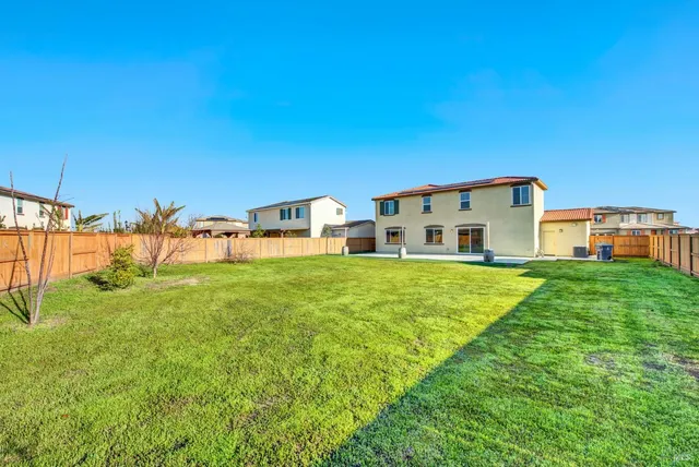 $850,000 | 1695 Blossom Way, Dixon, CA 95620