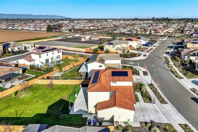 $850,000 | 1695 Blossom Way, Dixon, CA 95620