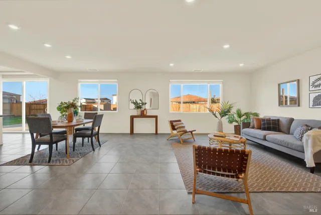 $850,000 | 1695 Blossom Way, Dixon, CA 95620