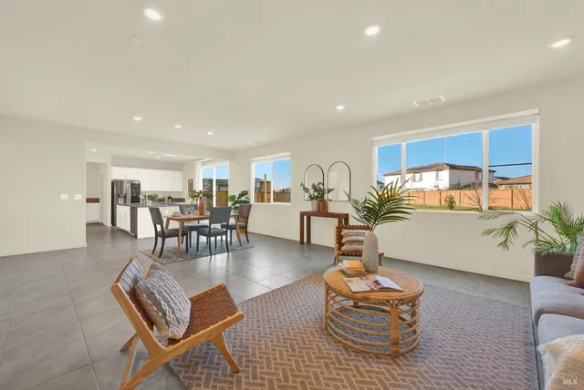 $850,000 | 1695 Blossom Way, Dixon, CA 95620