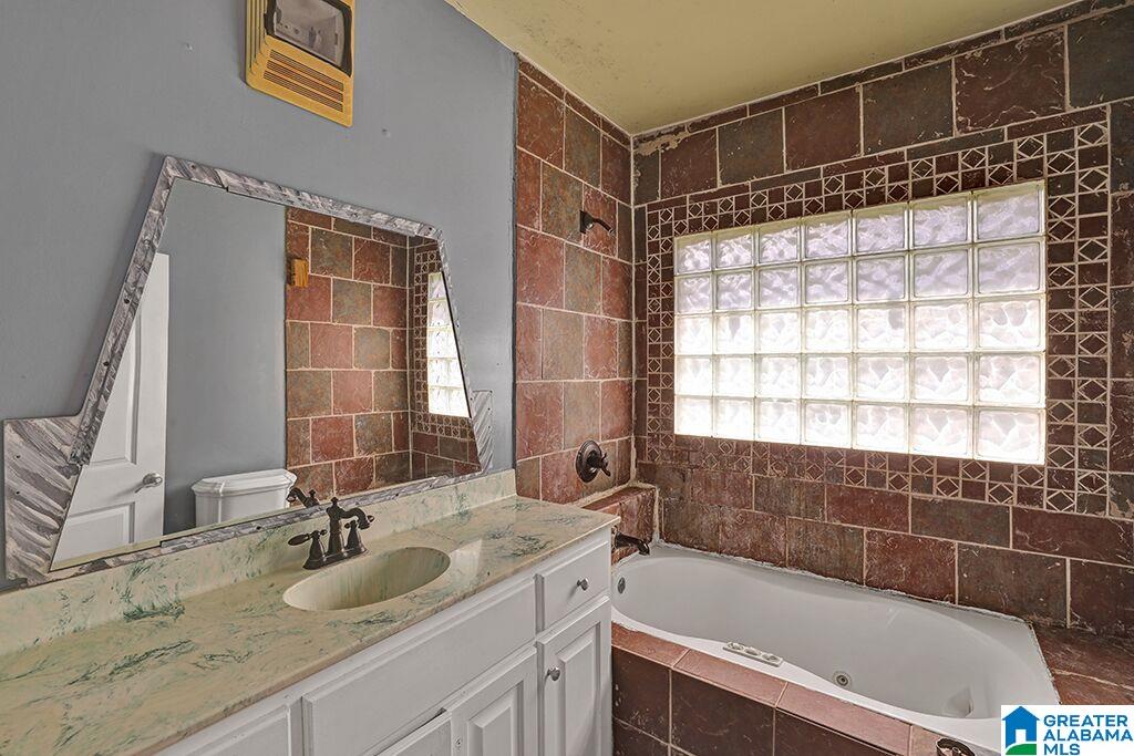 717 West 18th Street Anniston, AL 36201 - Photo 12 of 19