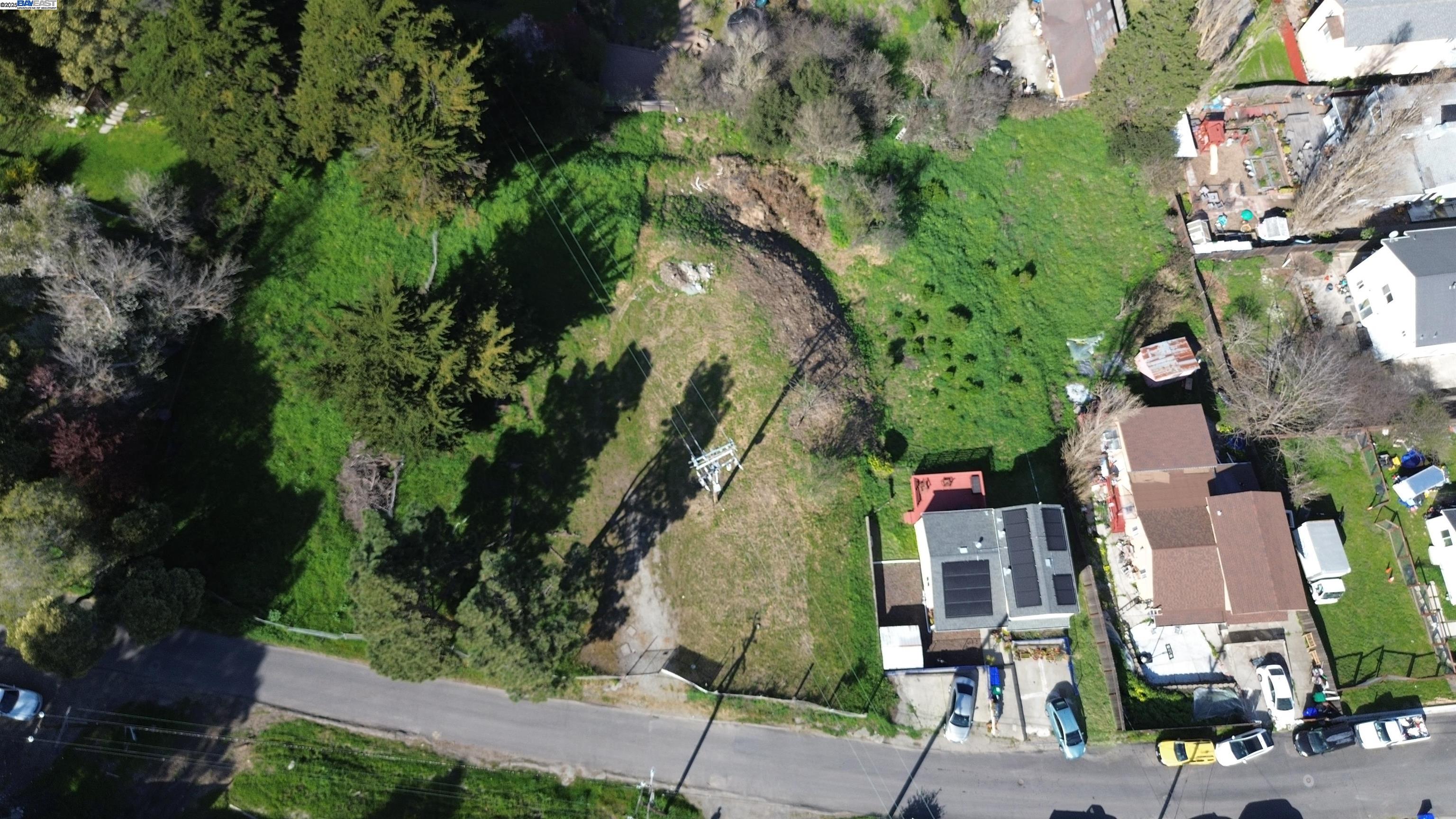 3944 La Cima Road El Sobrante, CA 94803 - Photo 18 of 35 an aerial view of multiple house