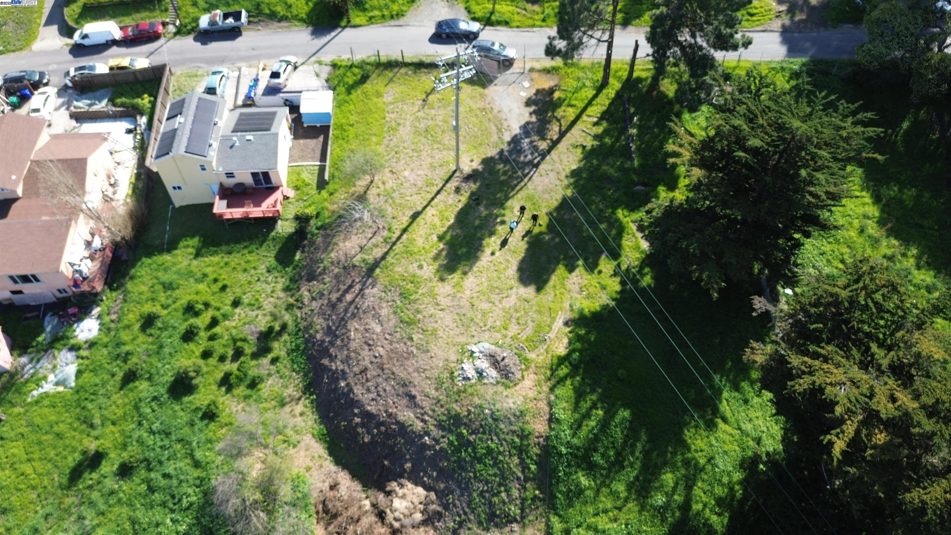 3944 La Cima Road El Sobrante, CA 94803 - Photo 23 of 35 an aerial view of residential houses with outdoor space