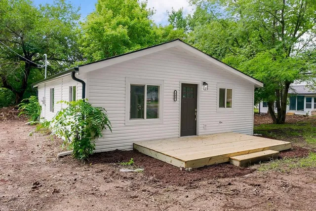 $120,000 | 108 South 1st Street, Mound City, KS 66056