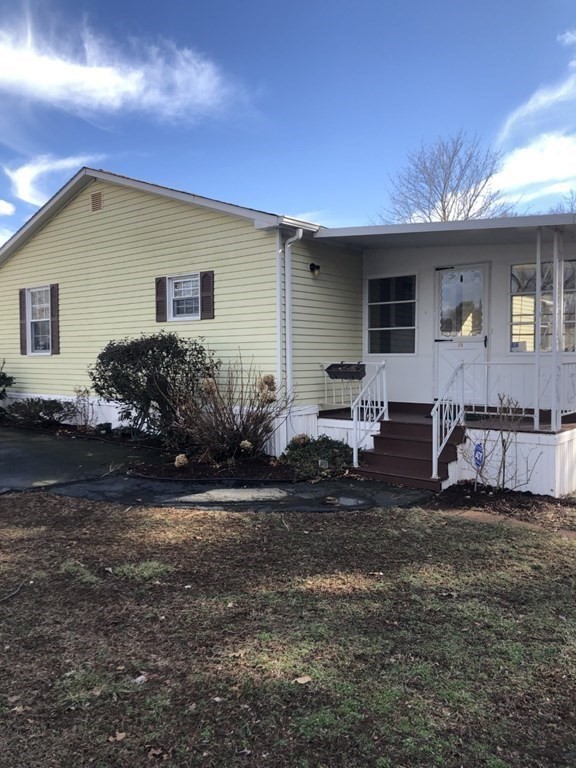 20 Valley Forge Road Taunton, MA 02780 - Photo 3 of 38 Gallery Image 3