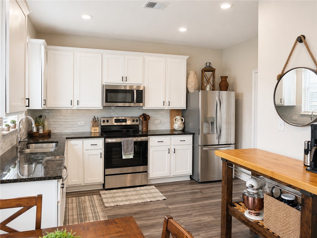 4777 Native Tree Lane College Station, TX 77845 - Photo 4 of 18