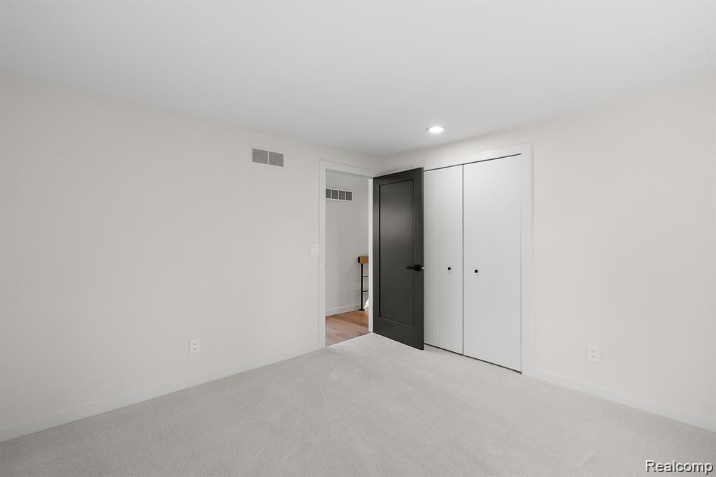 1367 West Long Lake Road Bloomfield Hills, MI 48302 - Photo 46 of 78 GetMedia.jpg