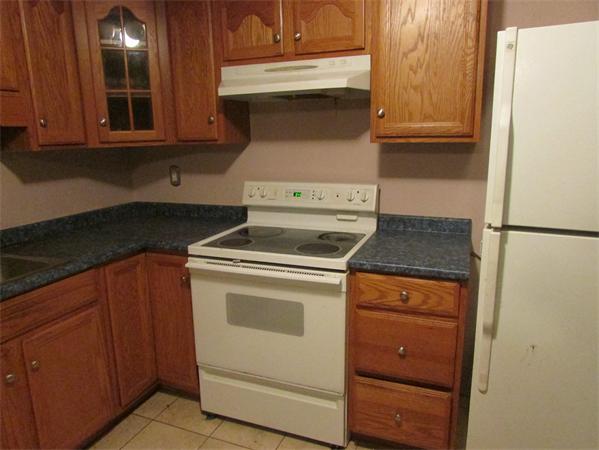 11 Walker Road, Unit 2 North Andover, MA 01845 - Photo 2 of 9 Gallery Image 2
