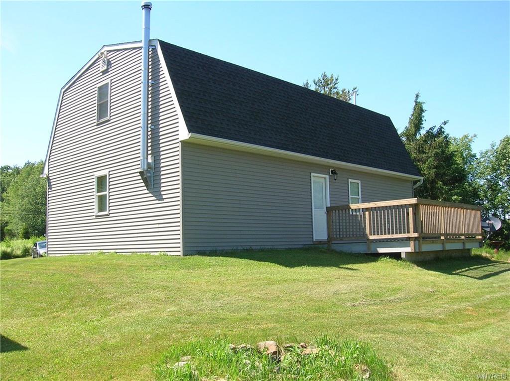 5177 Poplar Tree Road Bliss, NY 14024 - Photo 2 of 6