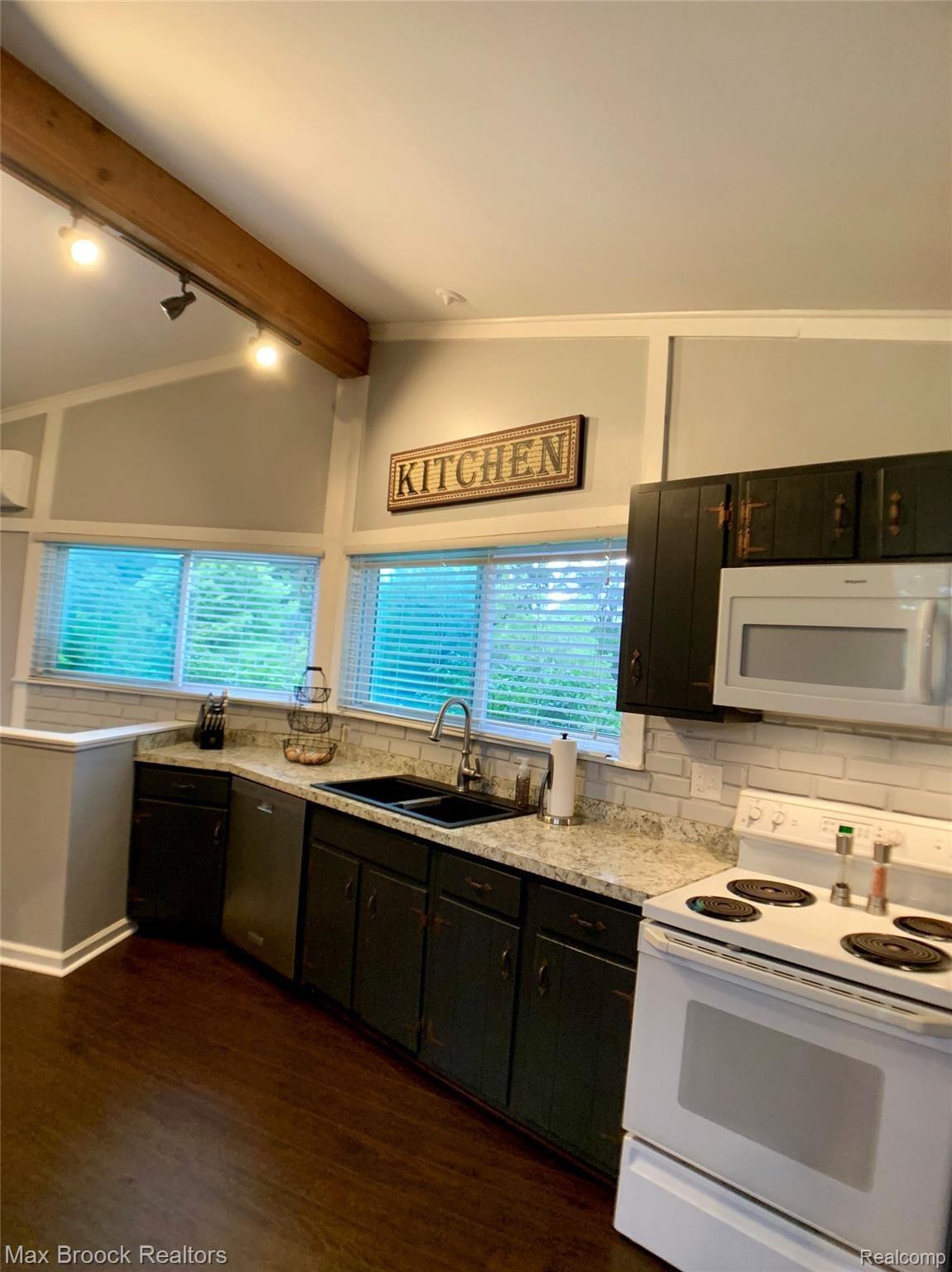 7751 Farley Road Pinckney, MI 48169 - Photo 44 of 55 2323F44E-9382-45FC-8D33-89095109200E.jpeg