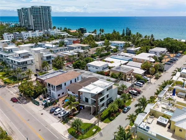 $2,795,000 | 5601 North Ocean Drive, Hollywood, FL 33019