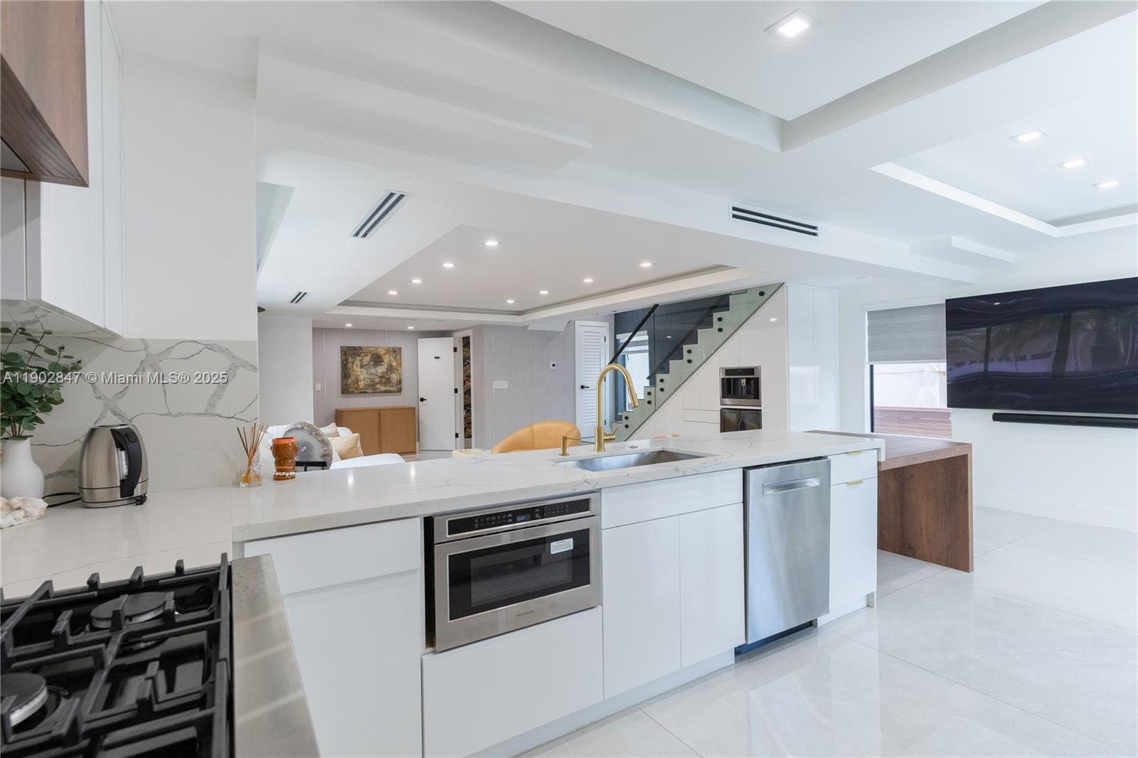 5601 North Ocean Drive Hollywood, FL 33019 - Photo 14 of 78