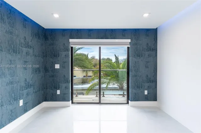 $3,095,000 | 5601 North Ocean Drive, Hollywood, FL 33019