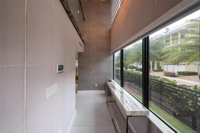 $3,095,000 | 5601 North Ocean Drive, Hollywood, FL 33019