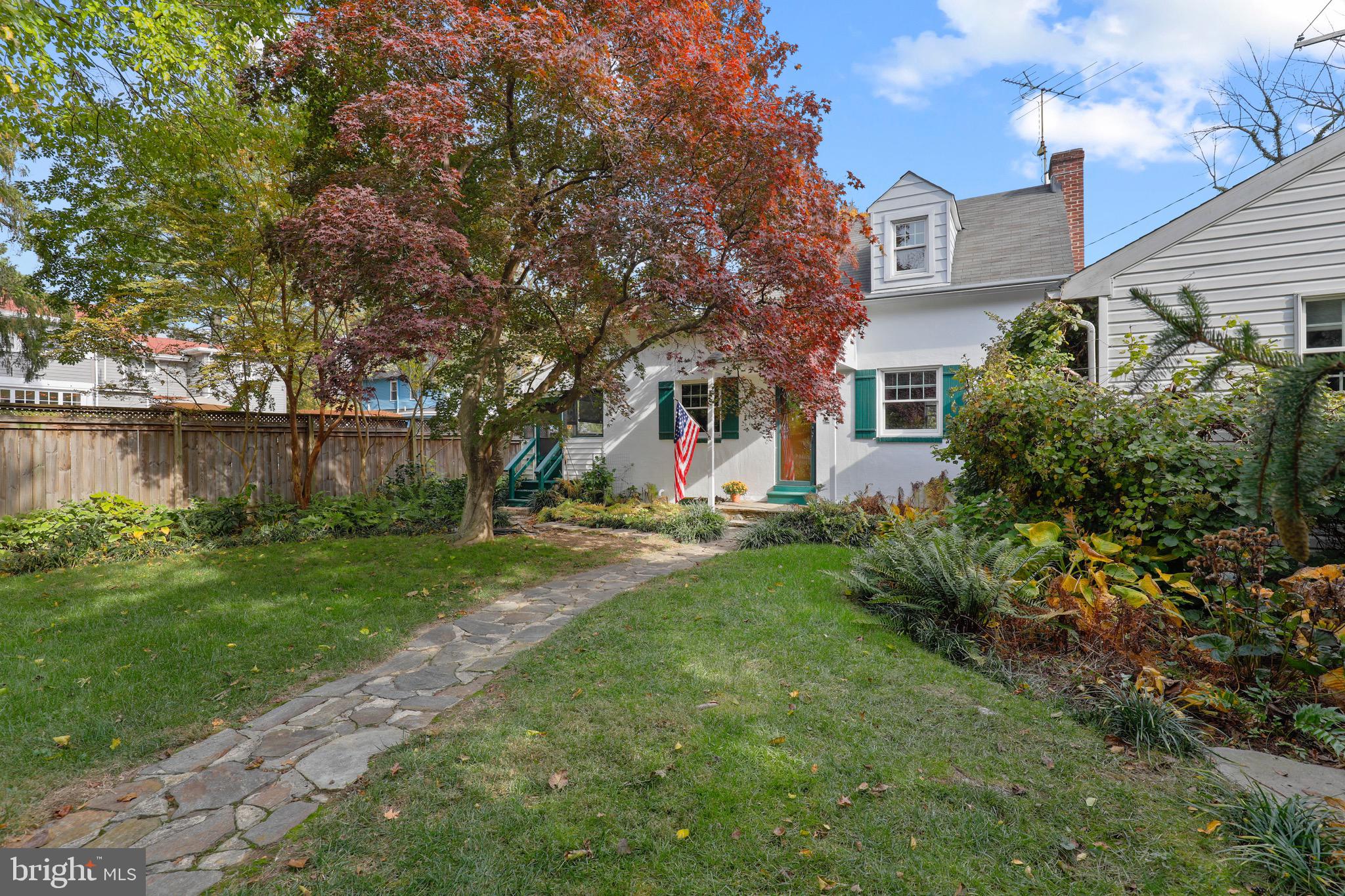 5821 Clearspring Road Baltimore, MD 21212 - Photo 3 of 33