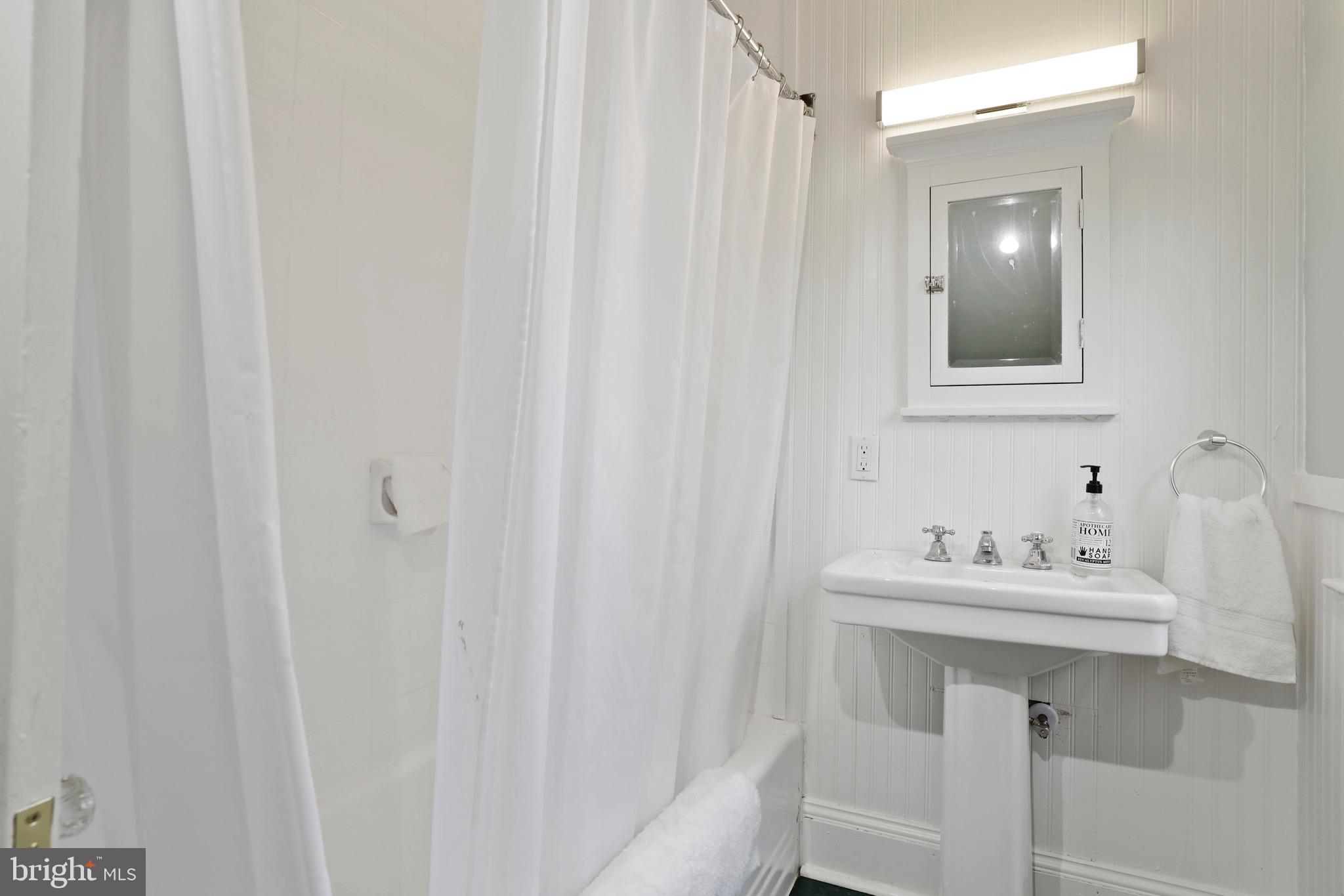 5821 Clearspring Road Baltimore, MD 21212 - Photo 27 of 33