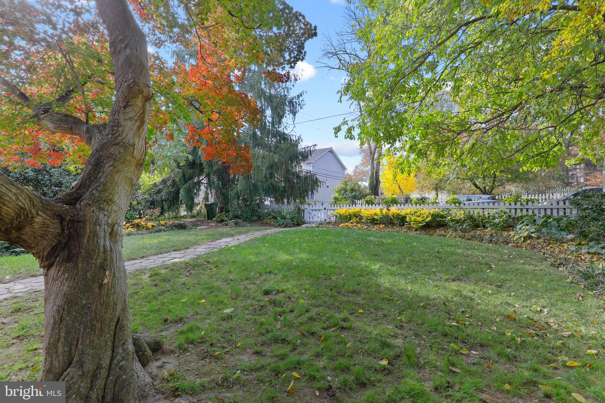 5821 Clearspring Road Baltimore, MD 21212 - Photo 5 of 33