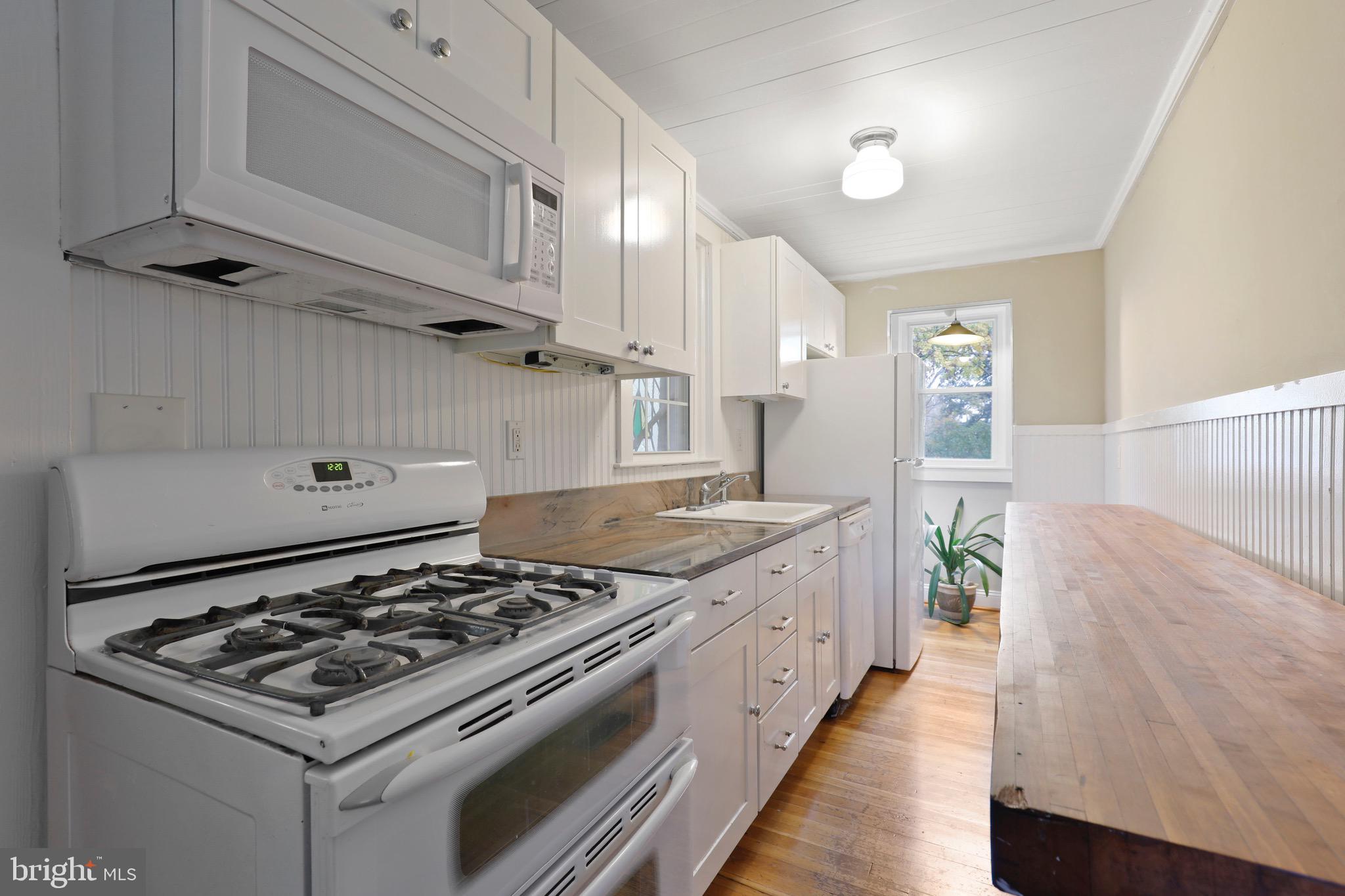 5821 Clearspring Road Baltimore, MD 21212 - Photo 10 of 33