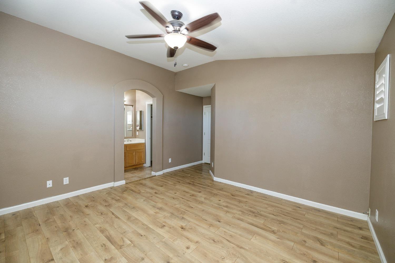 1909 Destiny Way Modesto, CA 95356 - Photo 29 of 52
