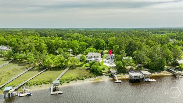 $3,250 | 886 Waterford Landing Road, Richmond Hill, GA 31324