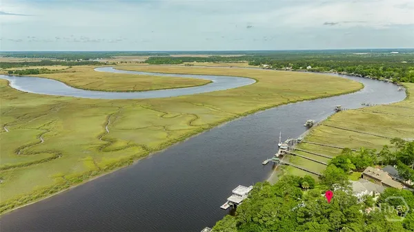 $3,250 | 886 Waterford Landing Road, Richmond Hill, GA 31324