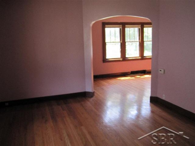 1303 33rd Street Bay City, MI 48708 - Photo 3 of 10 20096951-2.JPG