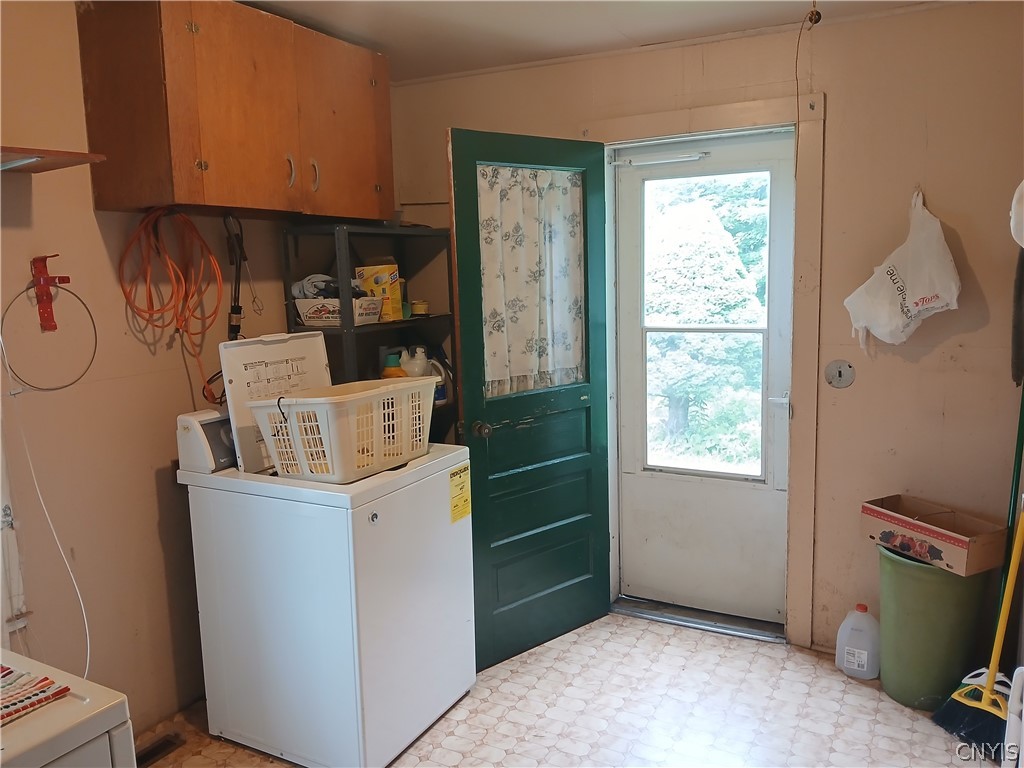 328 County Rte 43 New Haven, NY 13114 - Photo 17 of 30