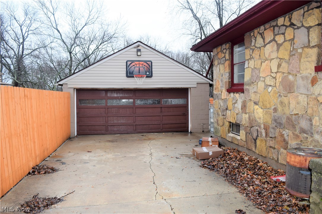3215 Ridge Road Warren, OH 44484 - Photo 8 of 12 Gallery Image 8