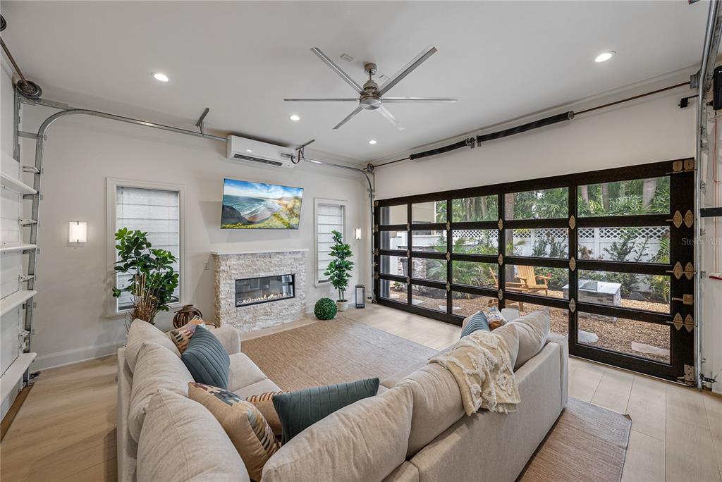 2903 West Hawthorne Road Tampa, FL 33611 - Photo 35 of 82 Gallery Image 35