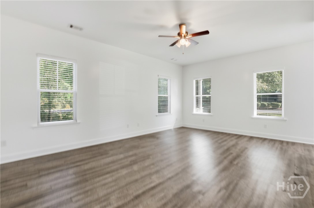 102 Brookstone Way Rincon, GA 31326 - Photo 18 of 38 family room