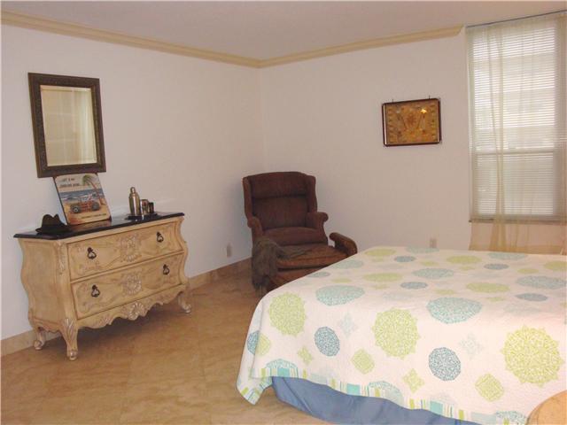 1000 Spanish River Road, Unit 2D Boca Raton, FL 33432 - Photo 14 of 25 Additional Photo