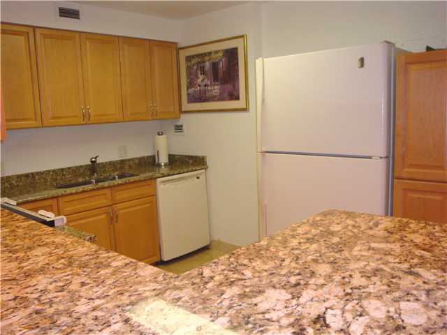 1000 Spanish River Road, Unit 2D Boca Raton, FL 33432 - Photo 4 of 25 Additional Photo