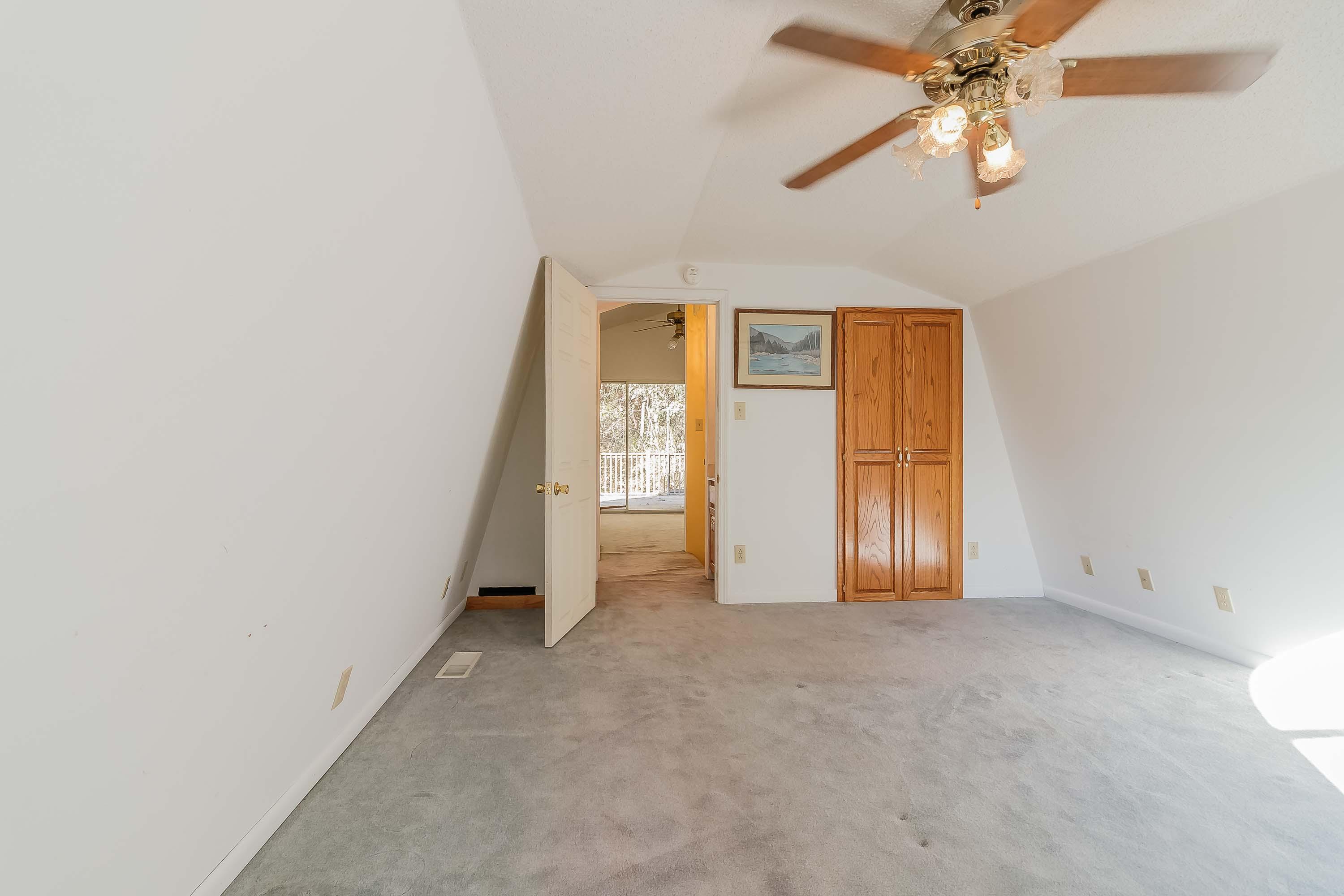 276 Bronco Road LaFayette, GA 30728 - Photo 32 of 49 Upstairs Additional Bedroom