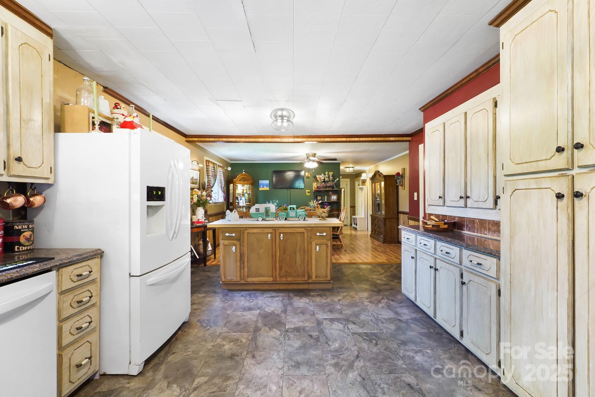 1104 Pump Station Road Kannapolis, NC 28081 - Photo 15 of 42 Gallery Image 15