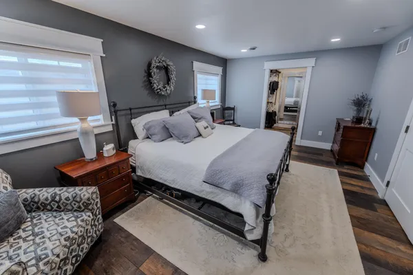 $899,900 | 898 60th Avenue, Beaver Creek, MN 56116