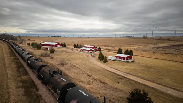 $899,900 | 898 60th Avenue, Beaver Creek, MN 56116