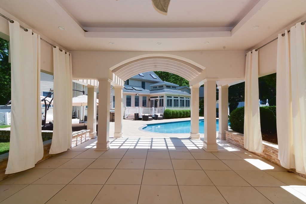 23 Newell Drive Franklin, MA 02038 - Photo 9 of 35