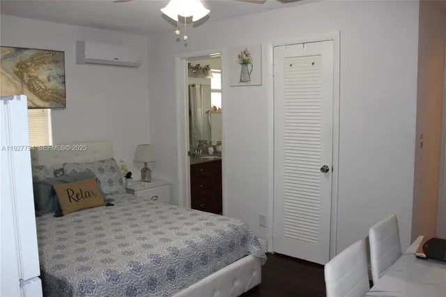 a view of walk in closet